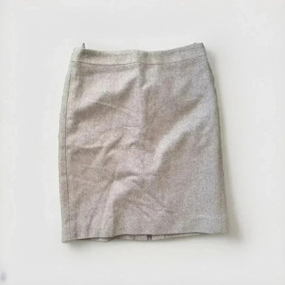 J Crew Beige Wool Blend The Pencil Skirt Size 2 Neutral Tan Holiday - Picture 2 of 5